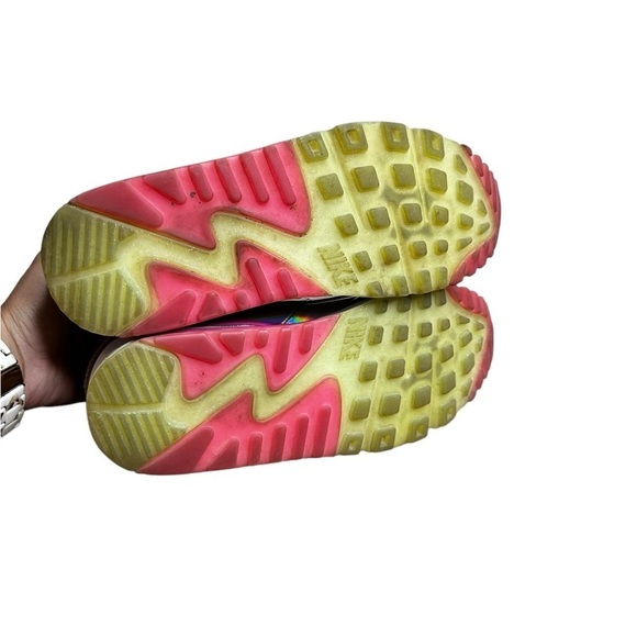 NIKE Air Max 90 LX Laser Fushia CQ2559-100 - Picture 5 of 8